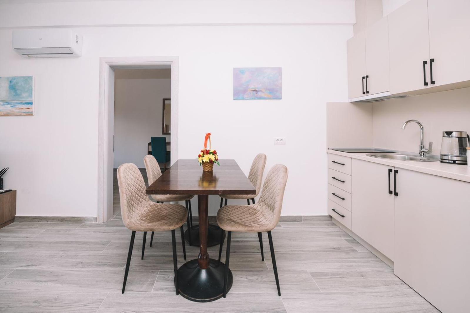 Apartments Art Ούλτσιν Εξωτερικό φωτογραφία
