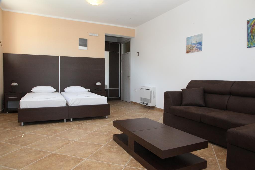 Apartments Art Ούλτσιν Δωμάτιο φωτογραφία