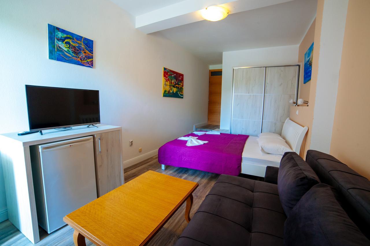Apartments Art Ούλτσιν Εξωτερικό φωτογραφία